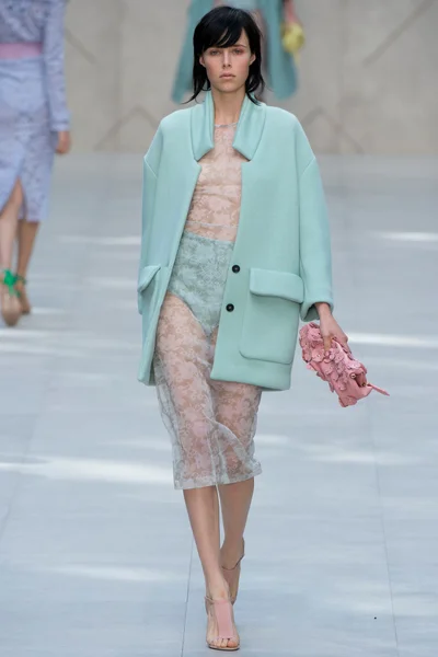 Look 7